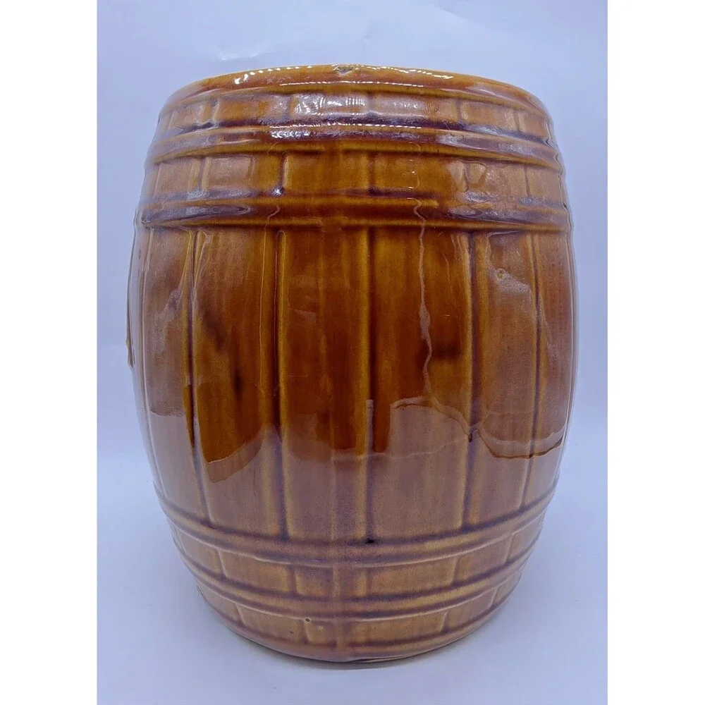 Unbranded vintage ceramic